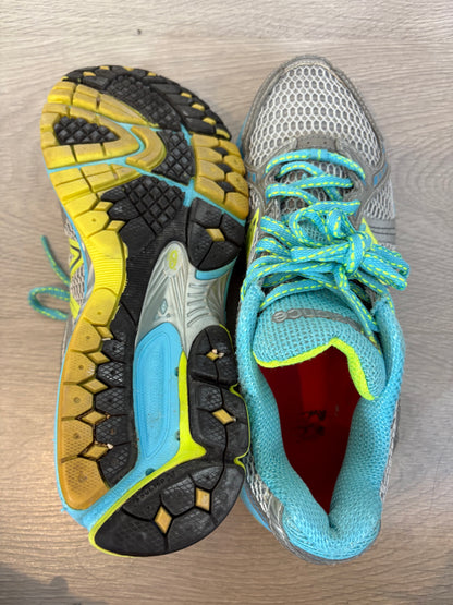 NEW BALANCE. Zapatillas running 780V3. T 38