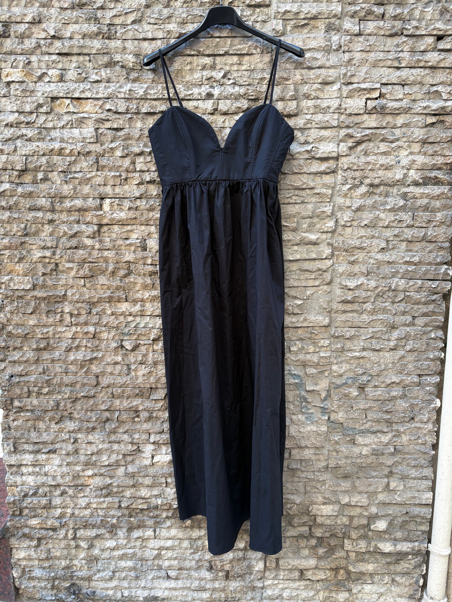 ZARA. Long dress with neckline detail. TS