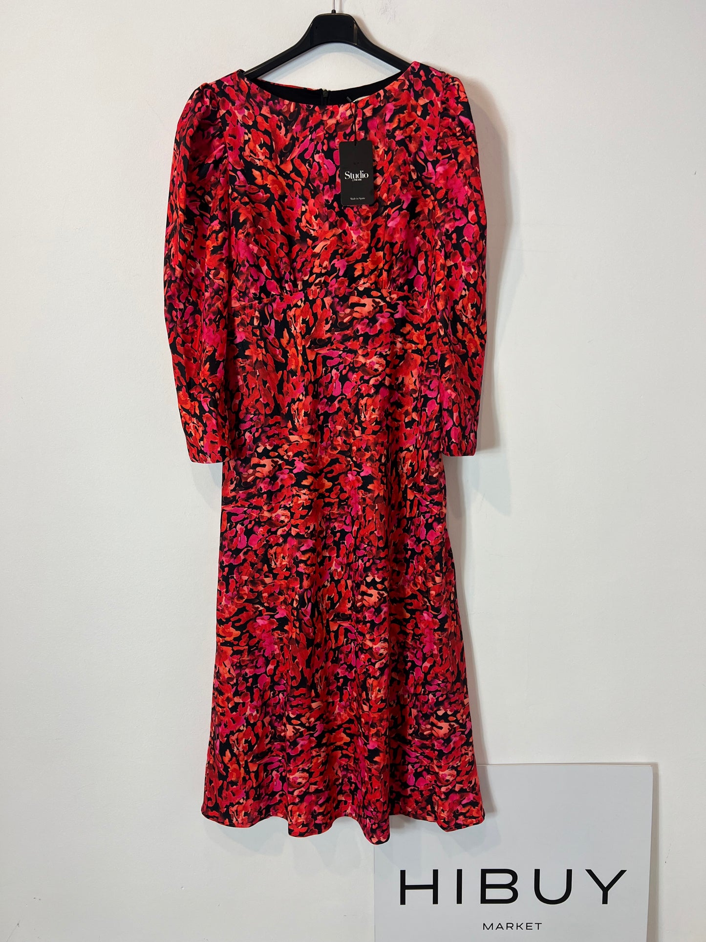 STUDIO BY THE-ARE. Vestido midi estampado. T M