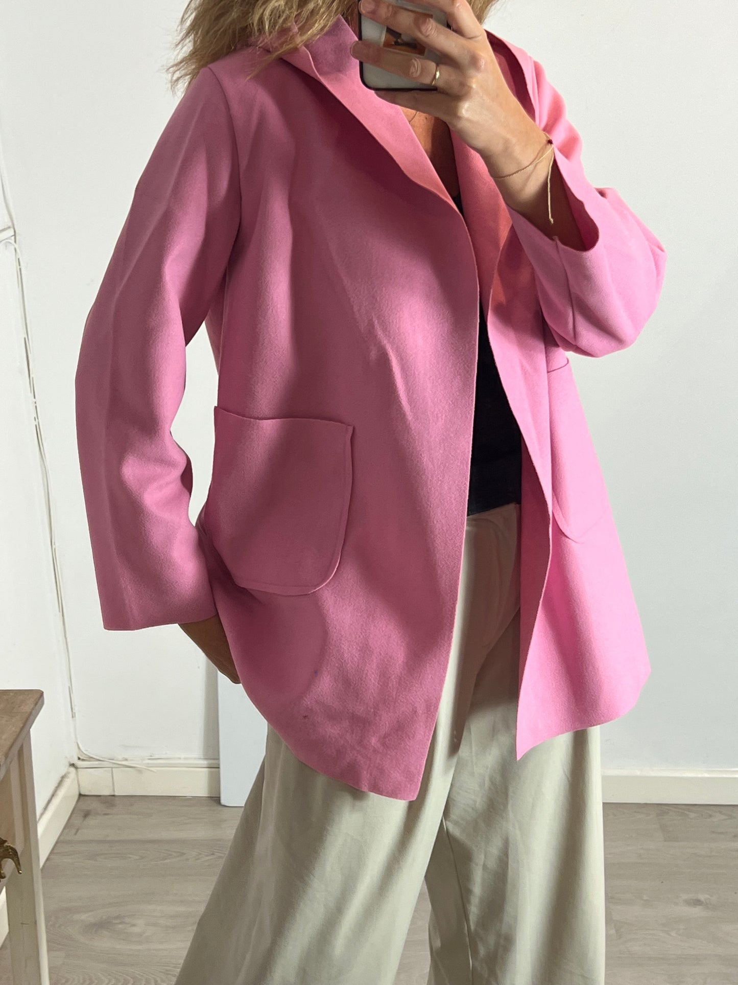 OTRAS. Chaqueta rosa con capucha TU(M/L)