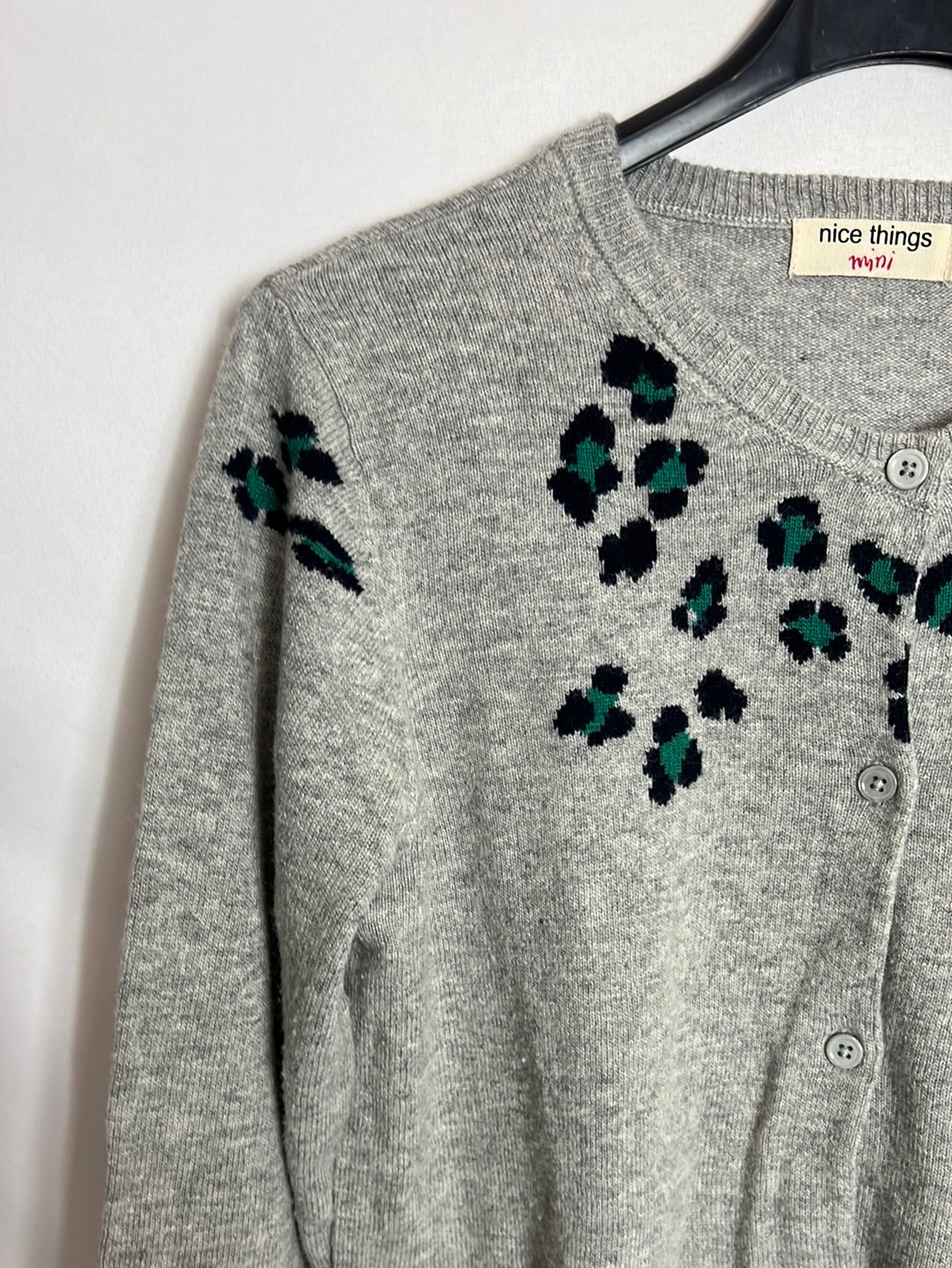 NICE THINGS. Rebeca gris dibujos. T 14 años (S)