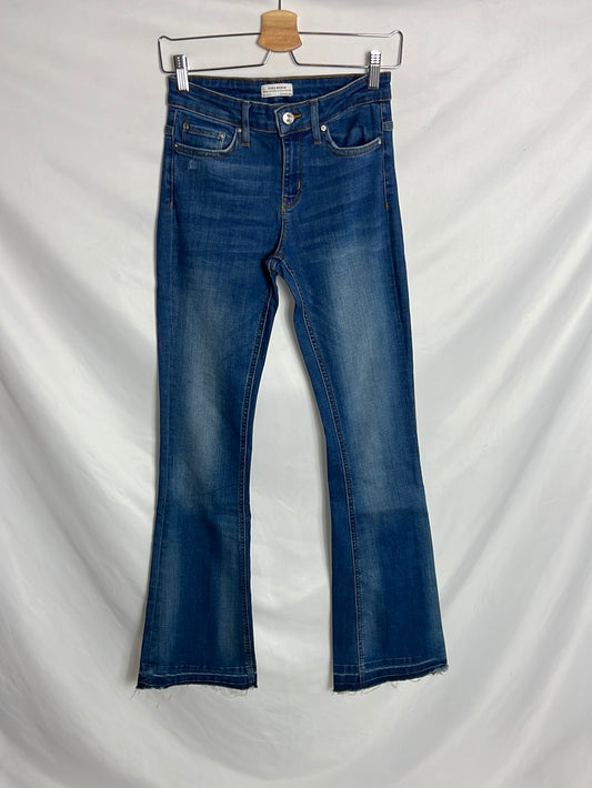 ZARA. Denim acampanado elastico. T 34