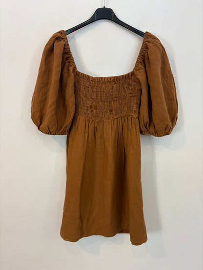 SÉZANE. Vestido corto lino manga farol