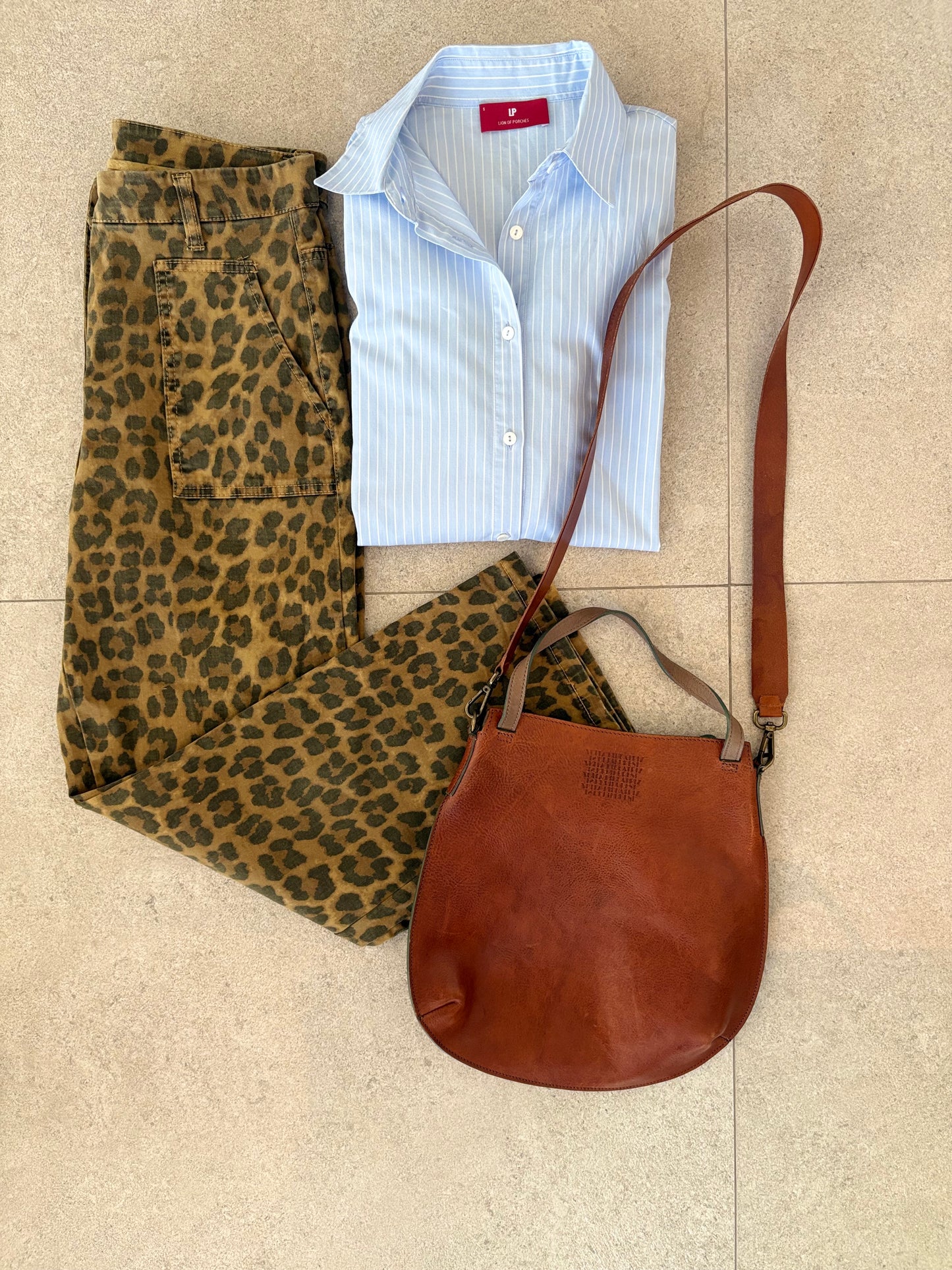 FRENCHY Madrid. Denim animal print bolsillos