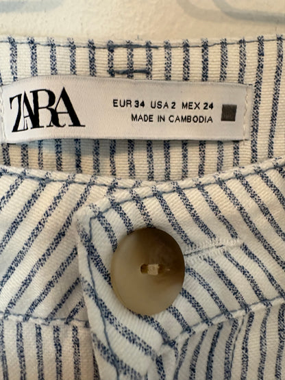 ZARA. Lightweight striped denim. Size 34