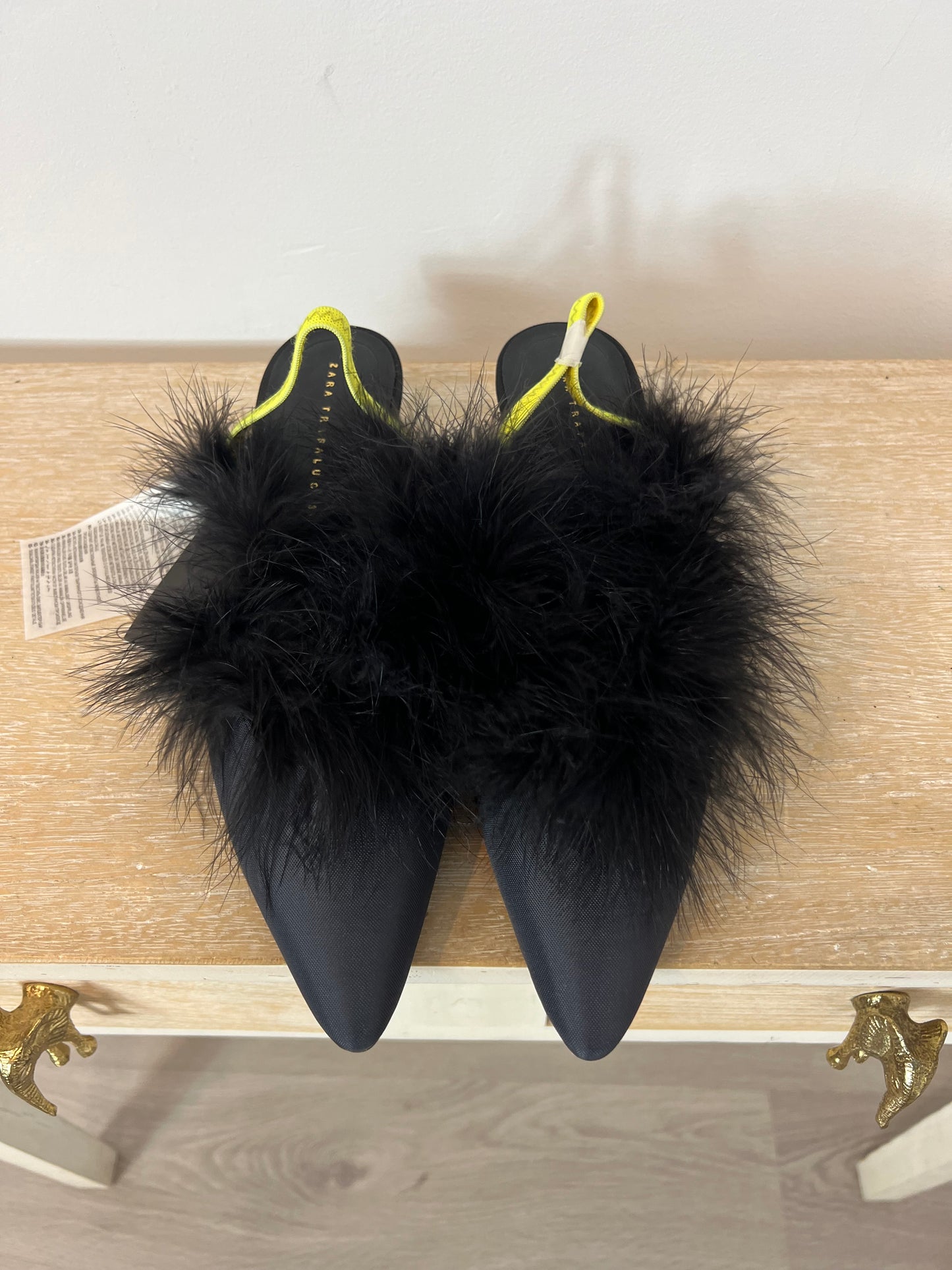 ZARA. Black open-heel fluorescent sandal. Size 39