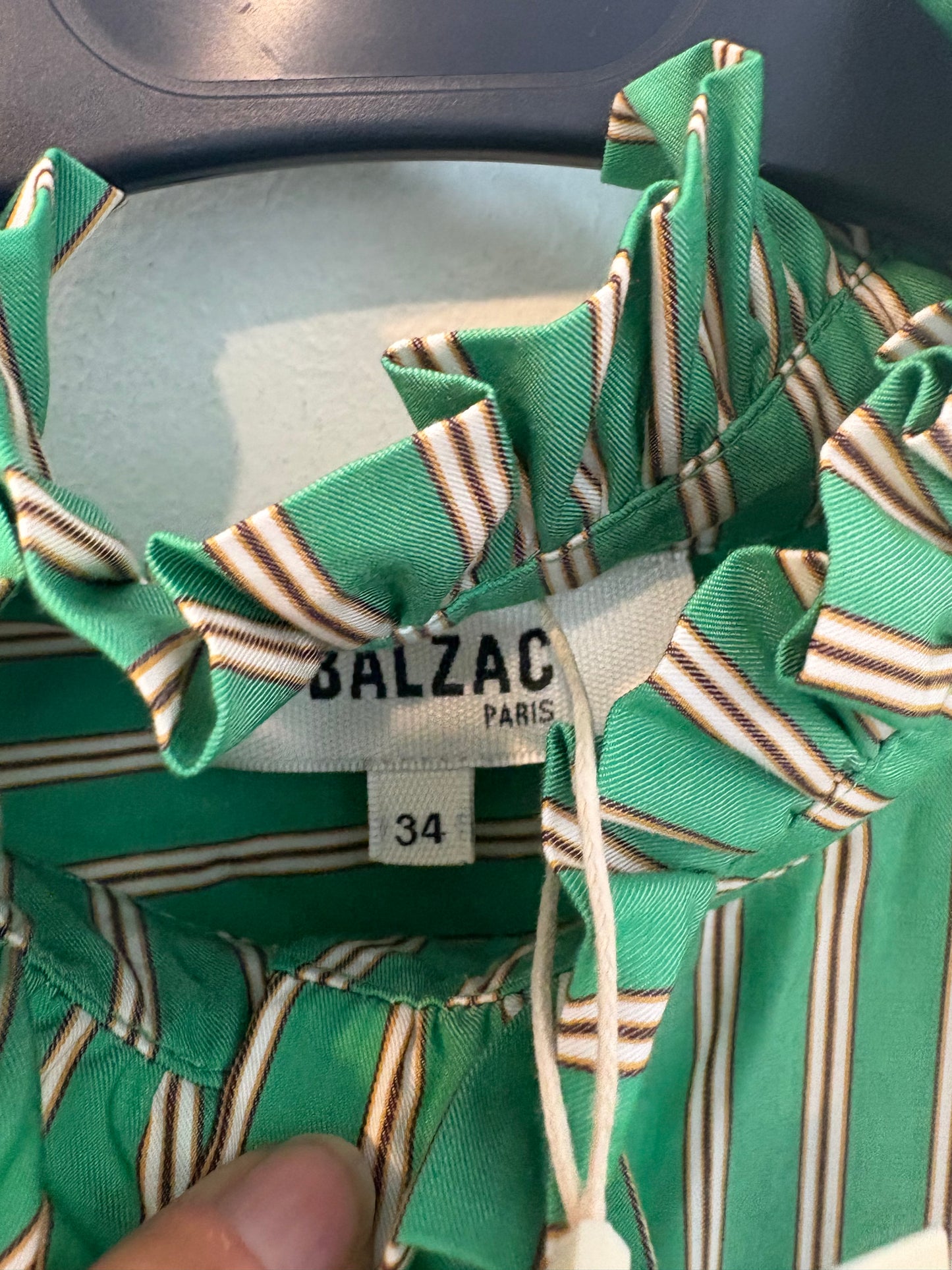 BALZAC. Mono corto verde rayas. T 34