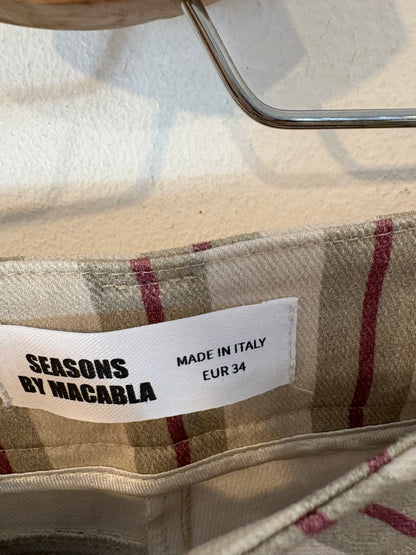 SEASONS BY MACABLA. Pantalón denim rayas