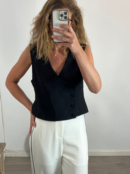 ZARA. Chaleco negro cruzado T.xl
