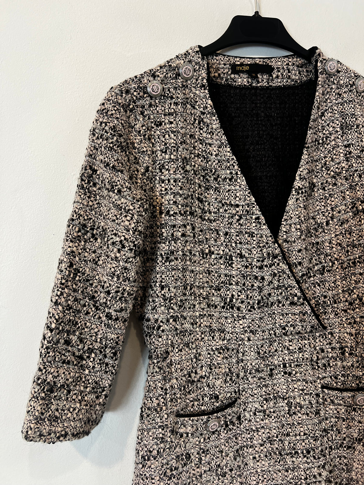 MAJE. Conjunto vestido y chaqueta tweed