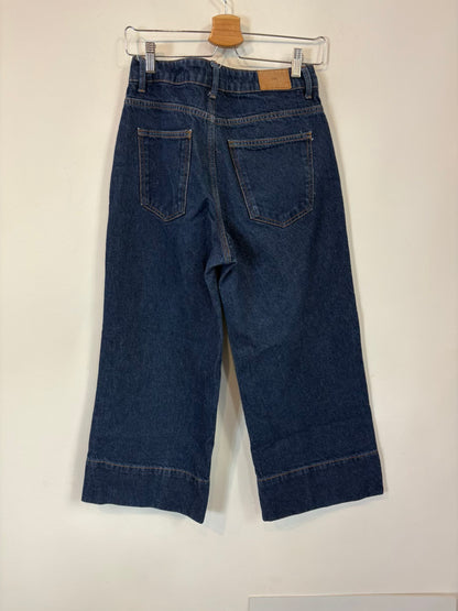 SESSÚN. Green corduroy trousers. Size 36