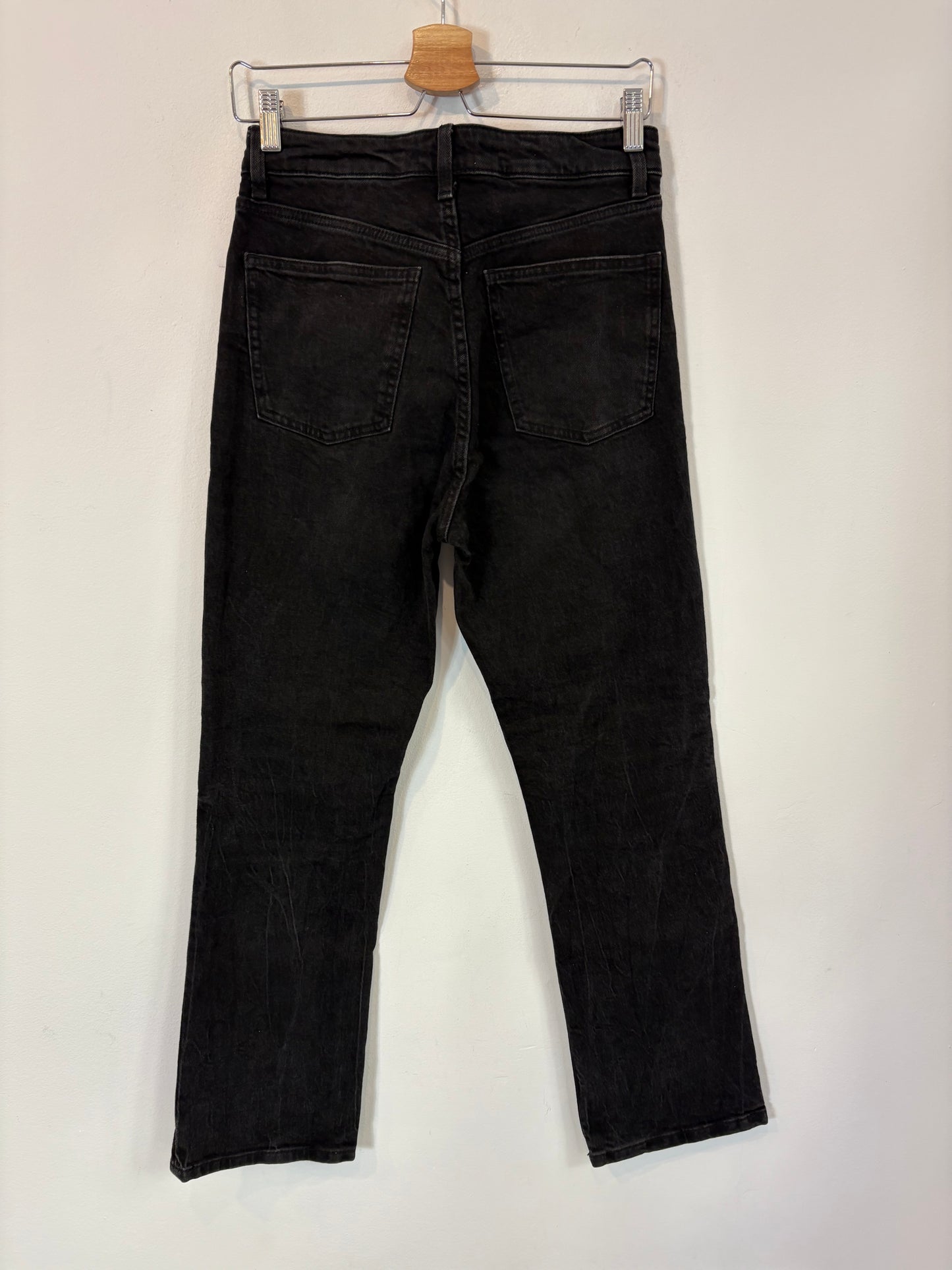ZARA. Straight black denim. Size 38