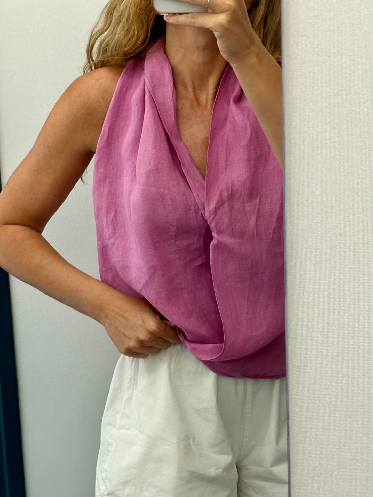 MASSIMO DUTTI. Top rosa lino detalle escote