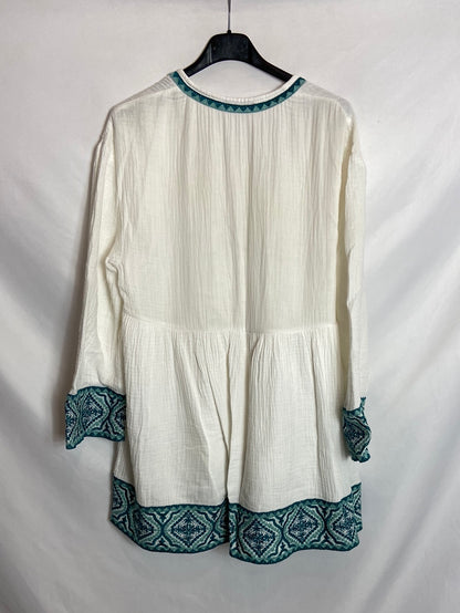 ZARA. Vestido blanco detalles bordados T.S