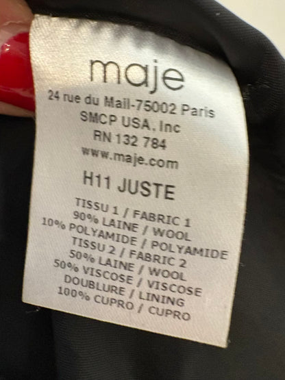 MAJE. Chaqueta lana en negro detalle hombros
