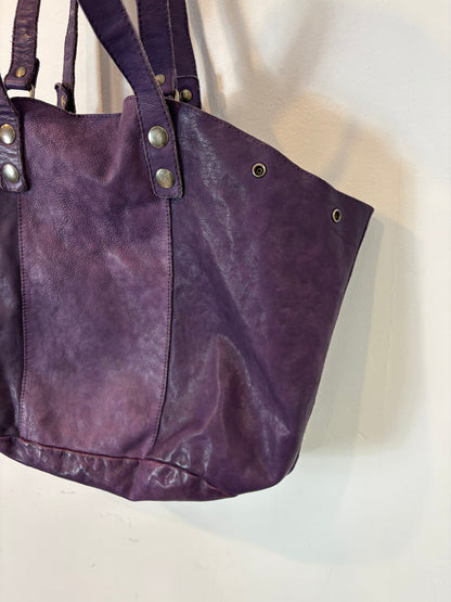 MALABABA. Bolso morado piel