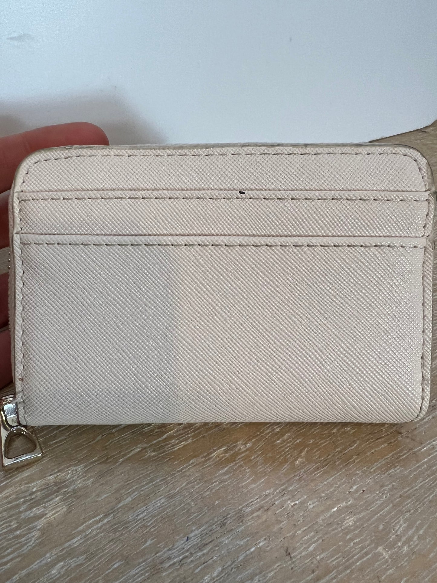 PARFOIS. Monedero tarjetero beige