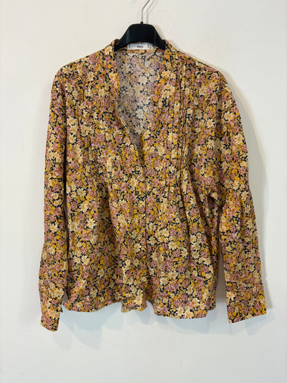 MANGO. Blusa estampado flores. T M