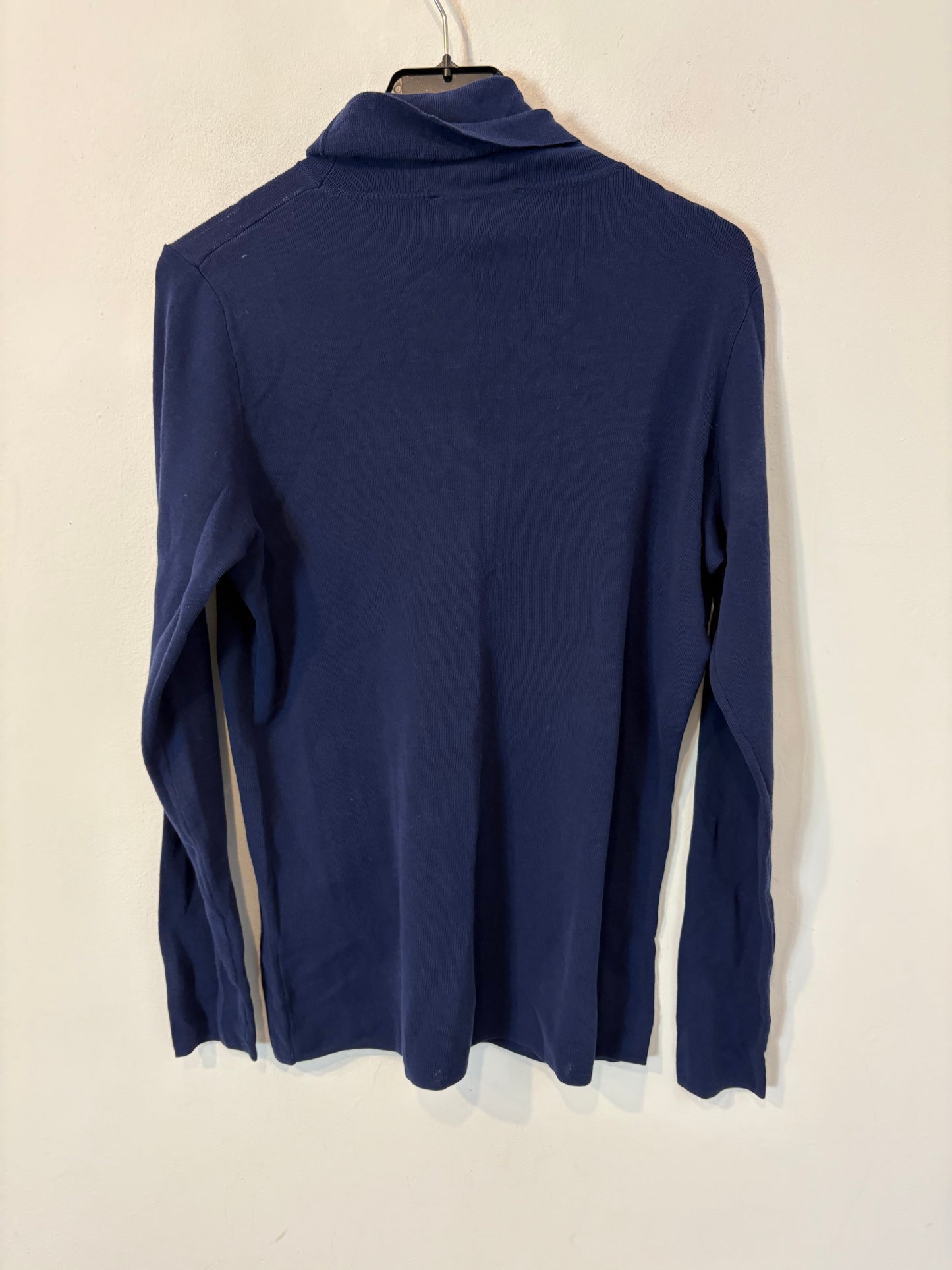 PURIFICACIÓN GARCIA. Jersey azul cuello vuelto