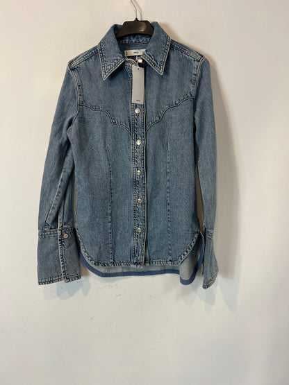 MANGO. Chaqueta/sobrecamisa denim