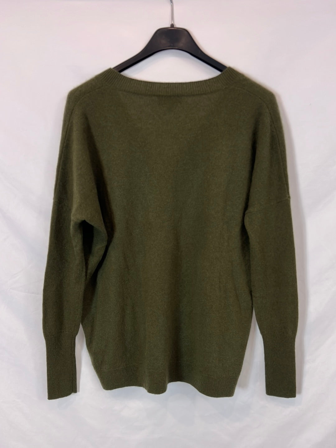 J. CREW. Green cashmere sweater. T XXS
