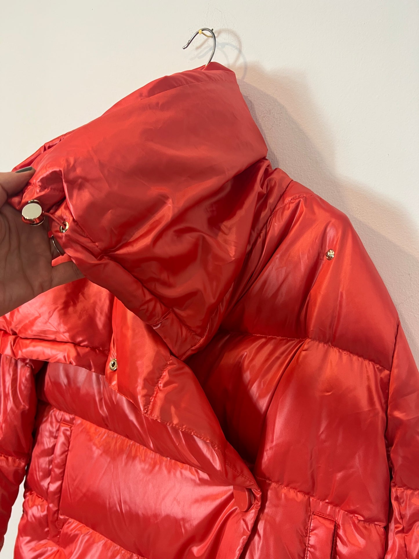 MARELLA. Plumífero rojo metalizado T S