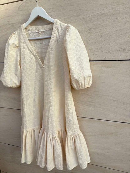 MAJE.vestido corto beige textura