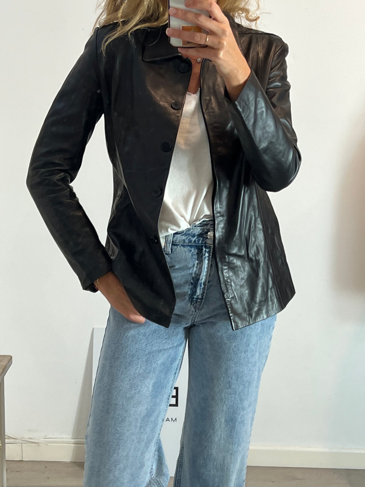 ALFARO. Vintage black leather jacket. TM