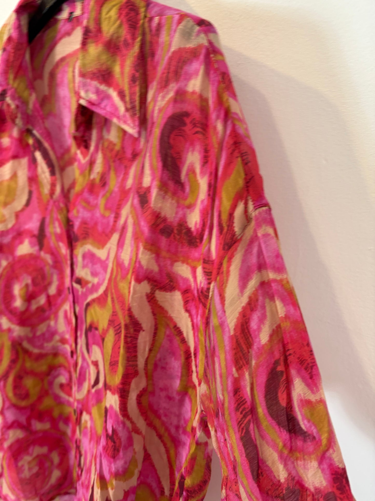 OTRAS. Blusa fluida estampado rosas. T S