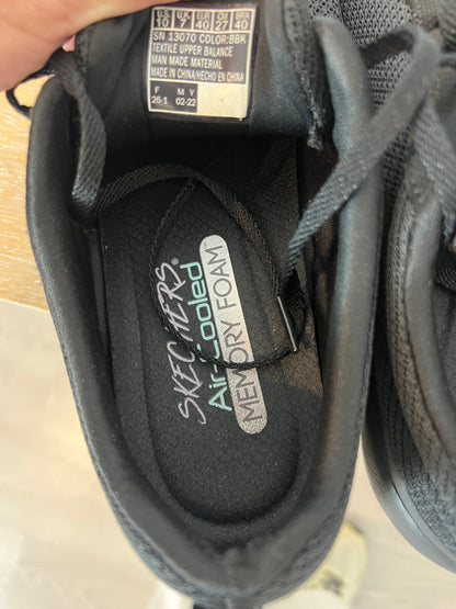 SKETCHERS. Zapatillas negras textura. T 40