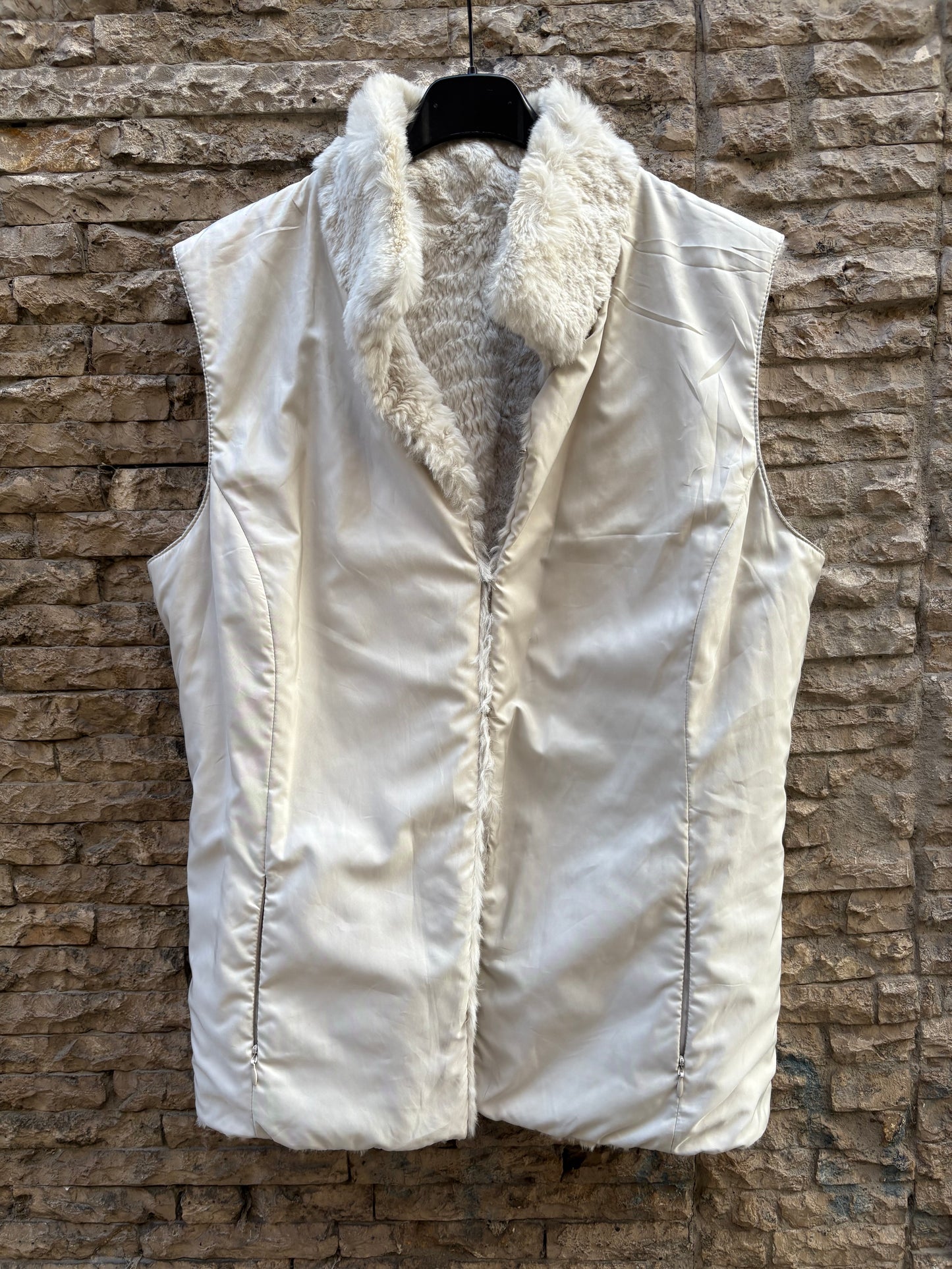 LAURÈL. Chaleco reversible pelo NATURAL