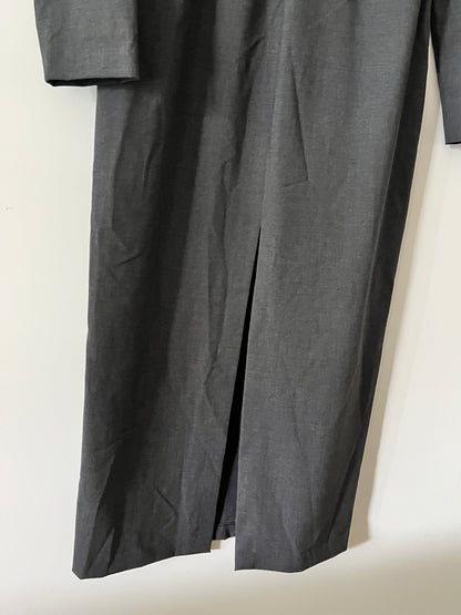 ZARA. Vestido gris cuello perkins