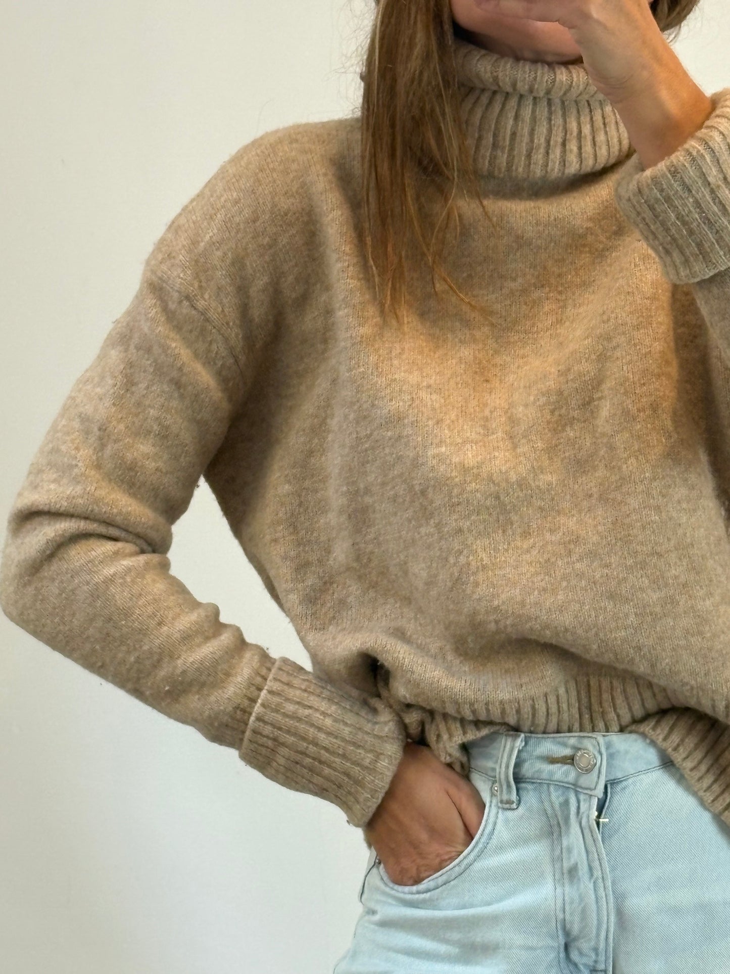 &OTHER STORIES, Jersey beige cuello vuelto lana