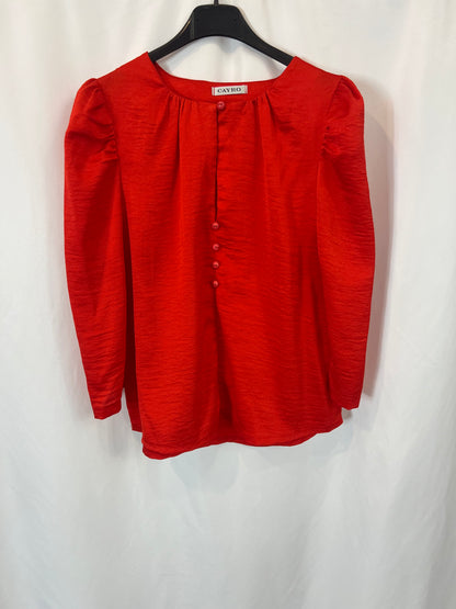 CAYRO. Blusa roja satinada botones T.S