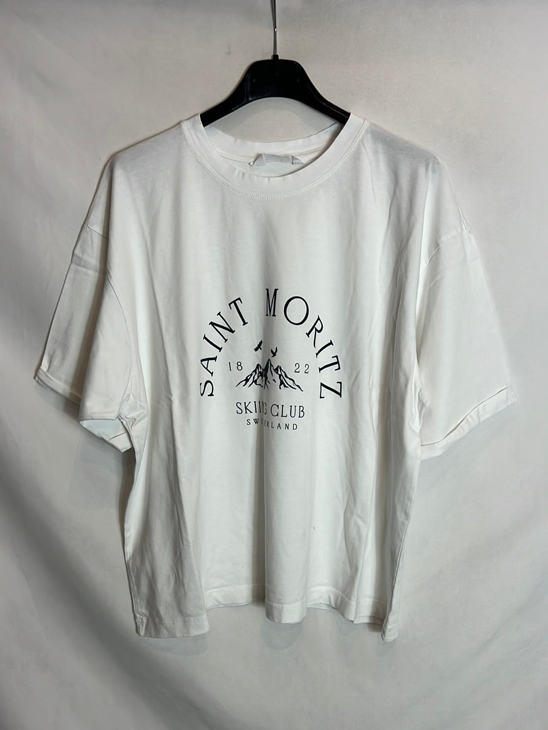 PRIMARK. Camiseta blanca letras. T L