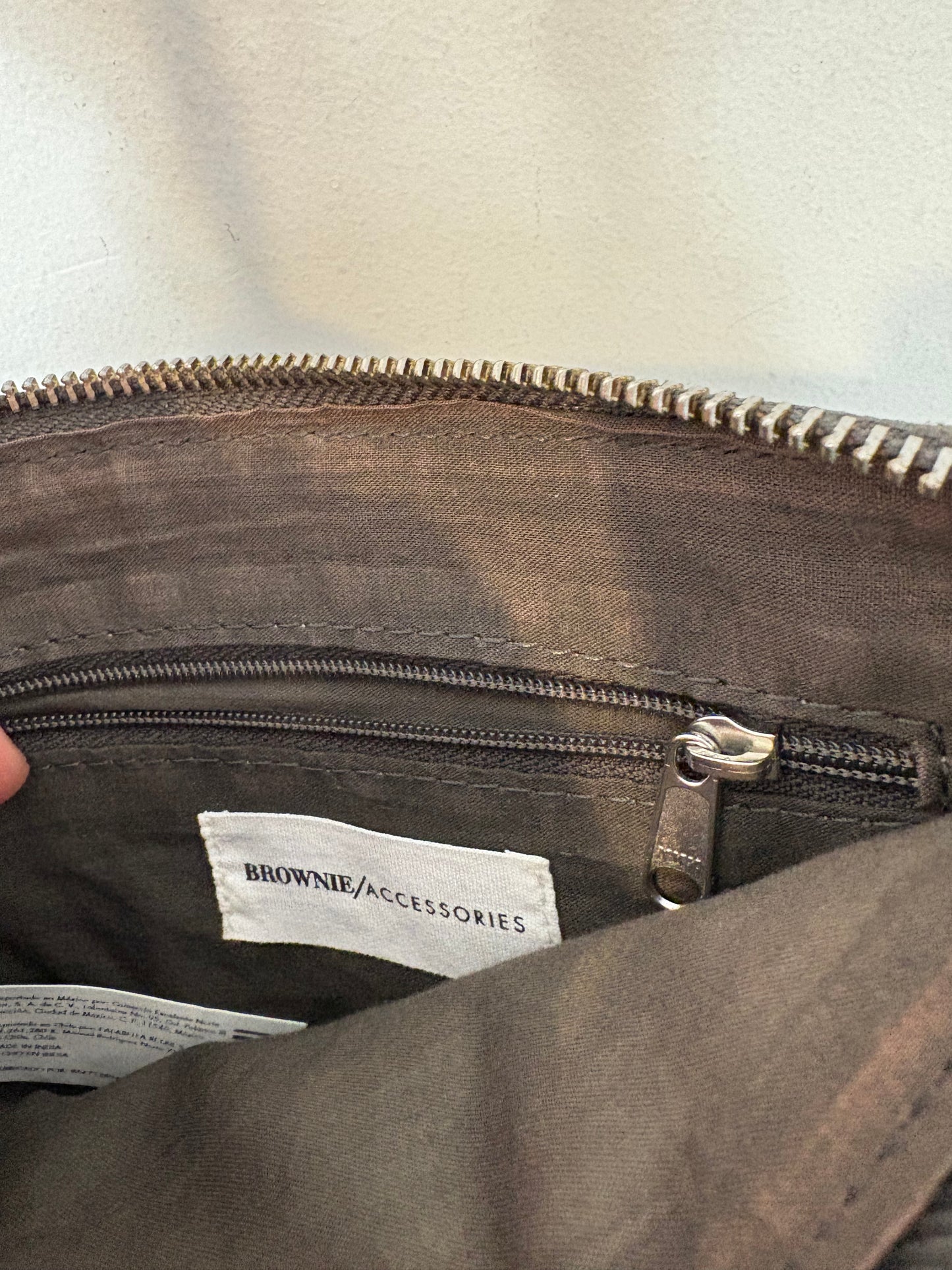 BROWNIE. Bolso asa larga piel estrellas