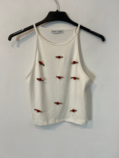 BERSHKA.top blanco flores T.s