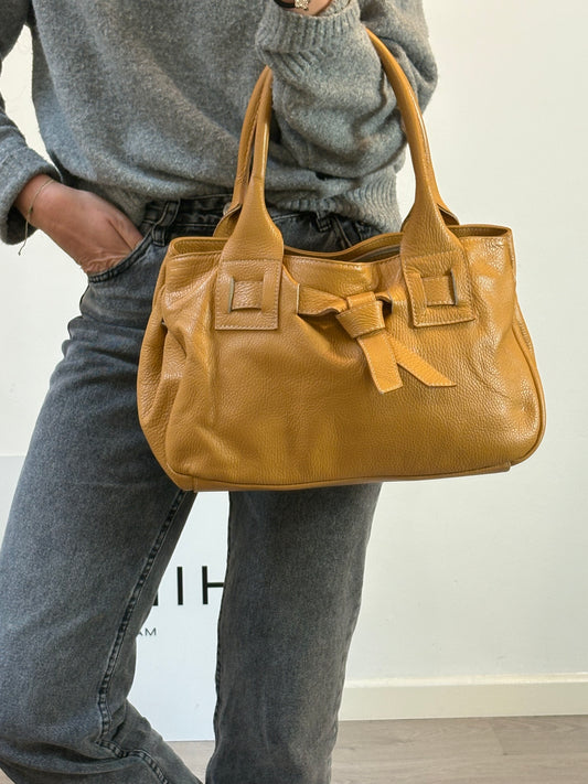 OTRAS. Bolso piel camel