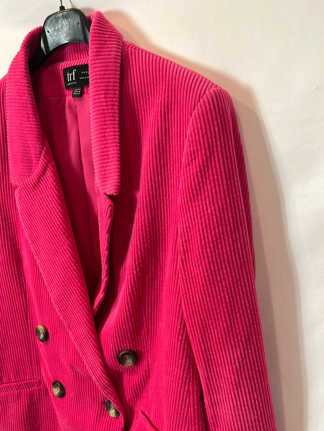ZARA. Blazer de pana rosa T.m