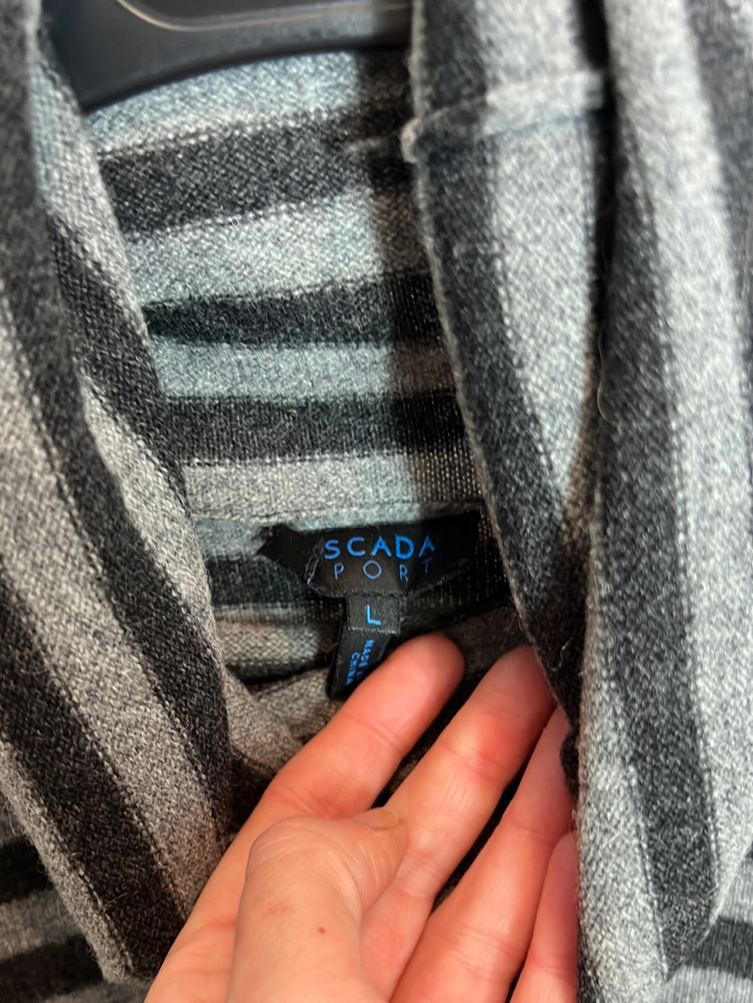 ESCADA SPORT. Vestido lana rayas. T L