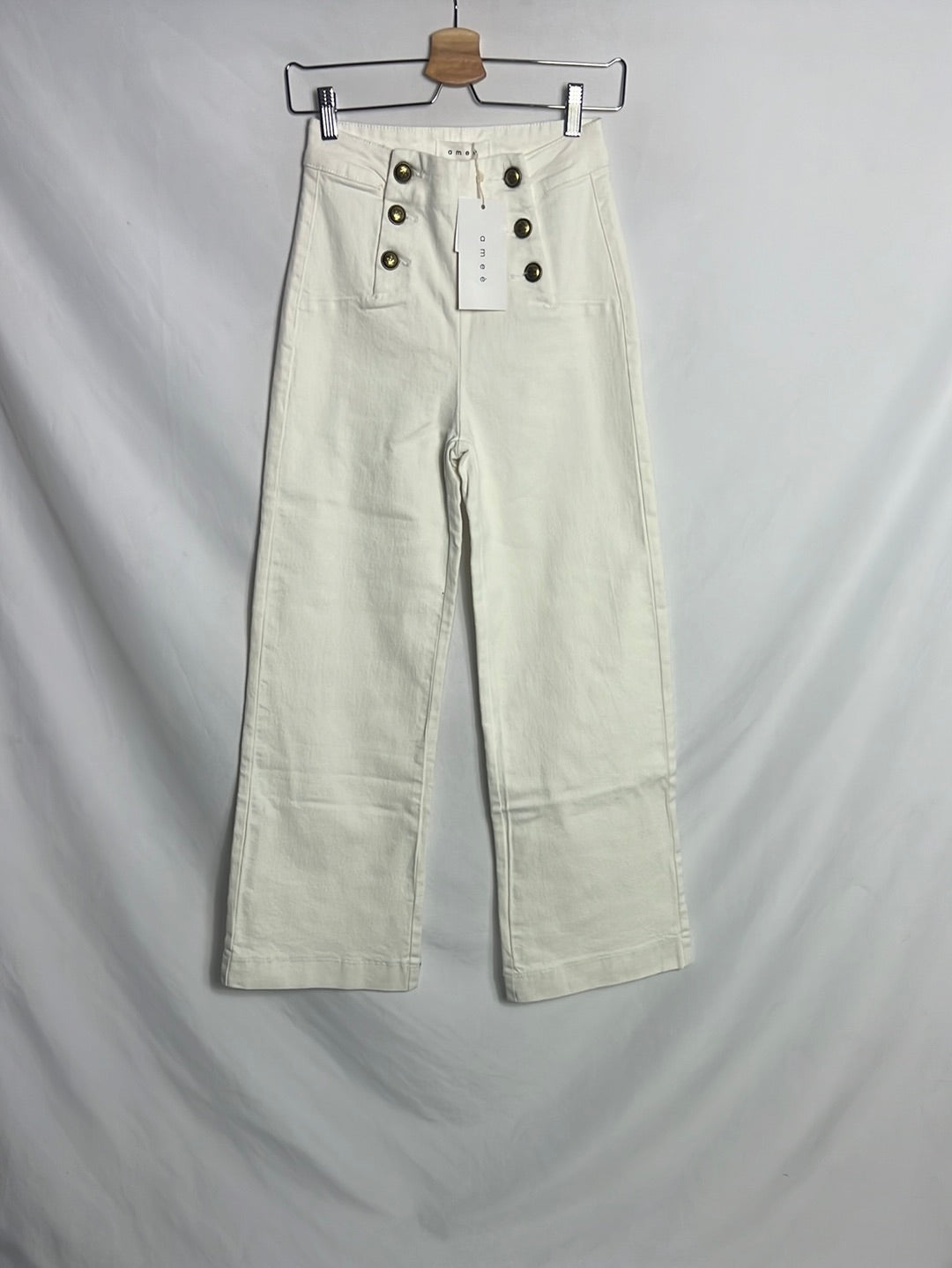 AMEÉ.Pantalones blancos rectos  T.s