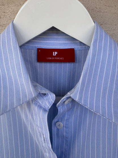 LION OF PORCHES. Camisa rayas volante