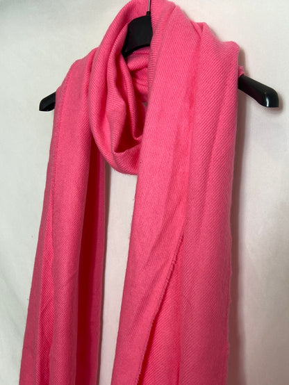 OTHERS. Pink pashmina YOUR