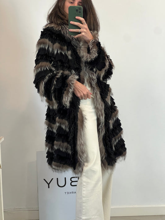 OTRAS. Abrigo pelo natural. T S