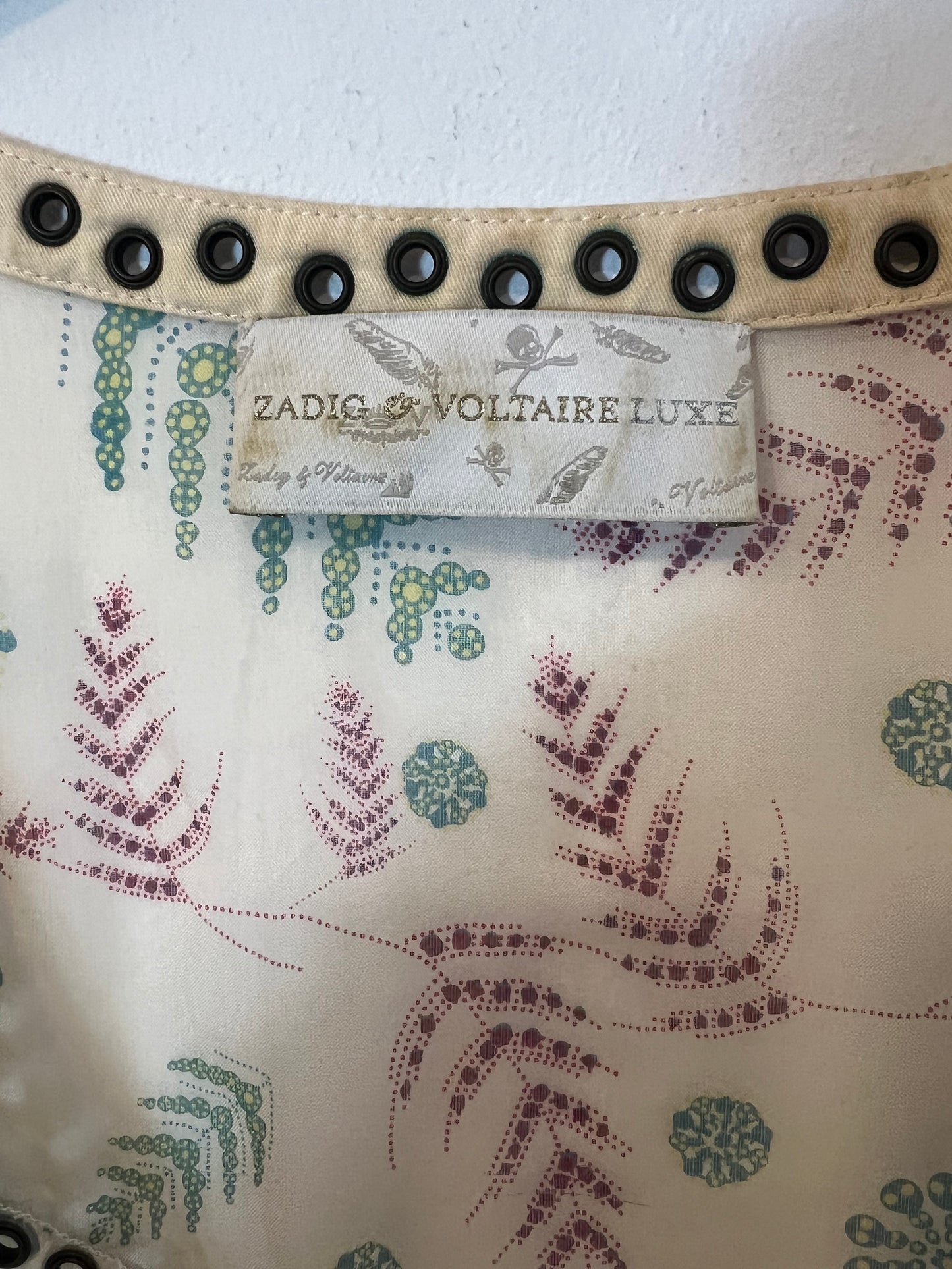 ZADIG &amp; VOLTAIRE. Printed silk top with stud detail. TS (Tare)