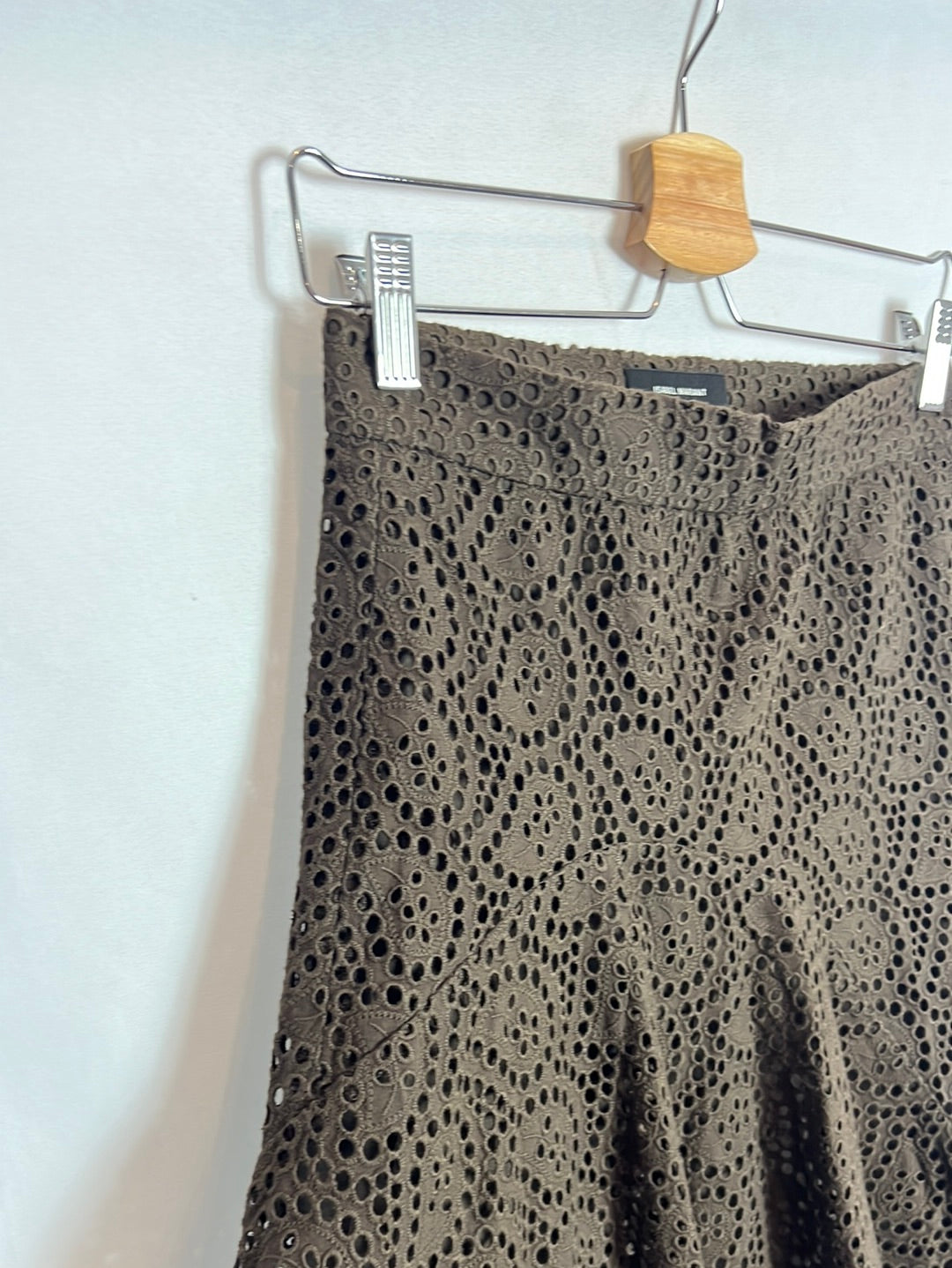 ISABEL MARANT. Falda marrón troquelada asimétrica. T 38