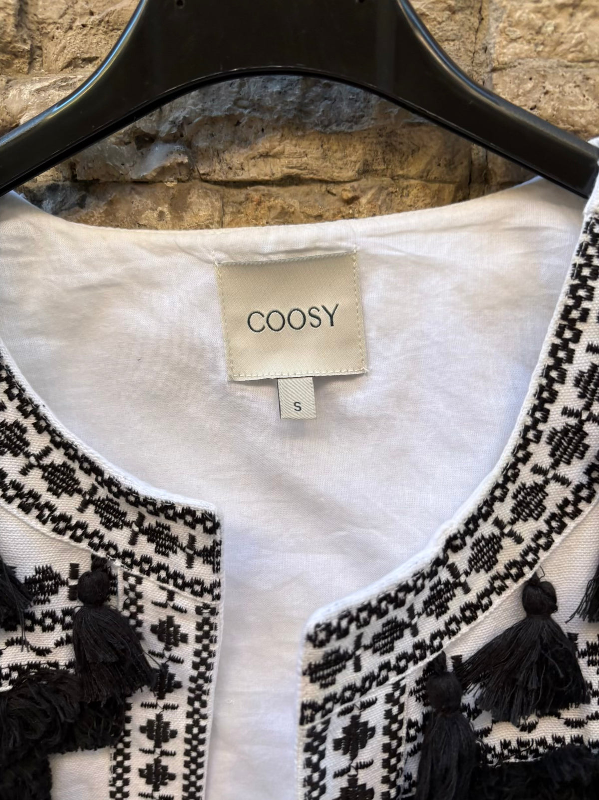 COOSY. Chaqueta bordada algodón