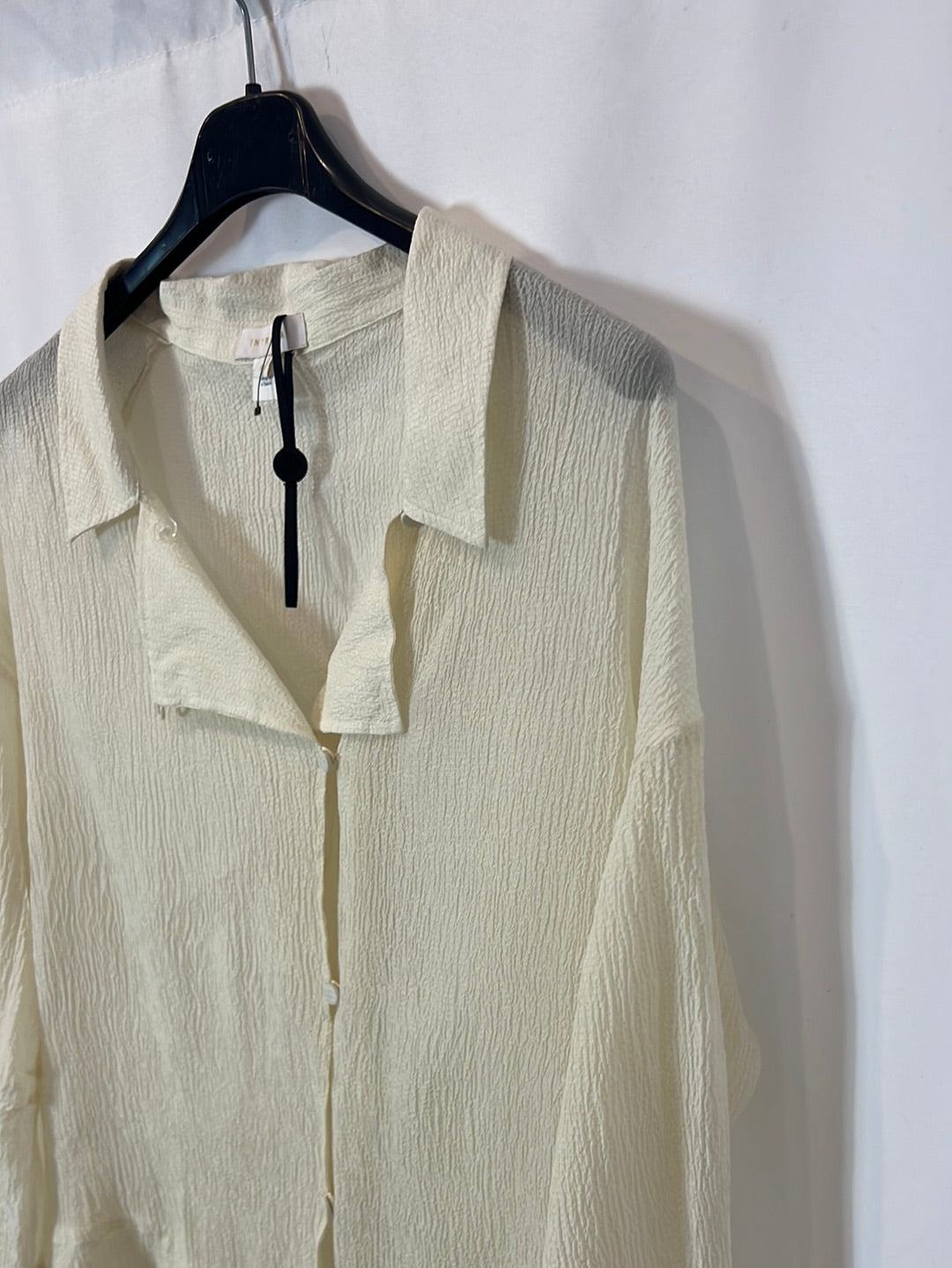 INTROPY. Beige crossed blouse T.38