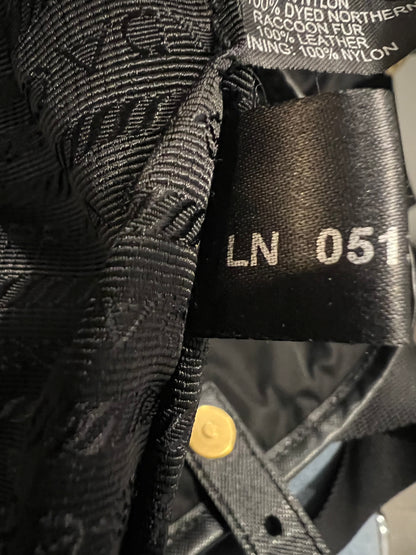 PRADA. Mochila negra detalle bolsillo