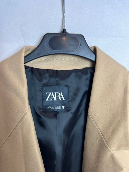 ZARA. Chaqueta  oversized detalle mangas. T M